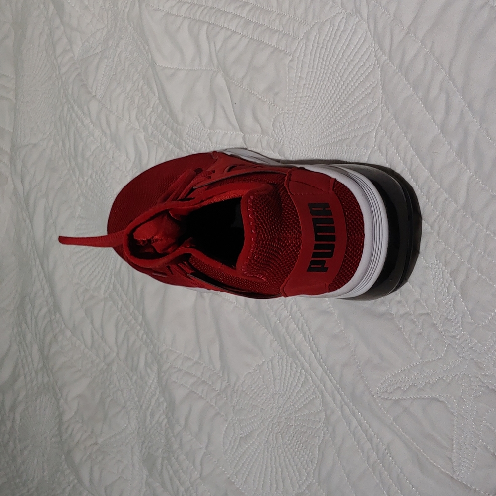 Shoes - Picture 4 of 4